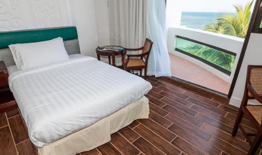 Vitalis White Sands Vigan Exterior foto